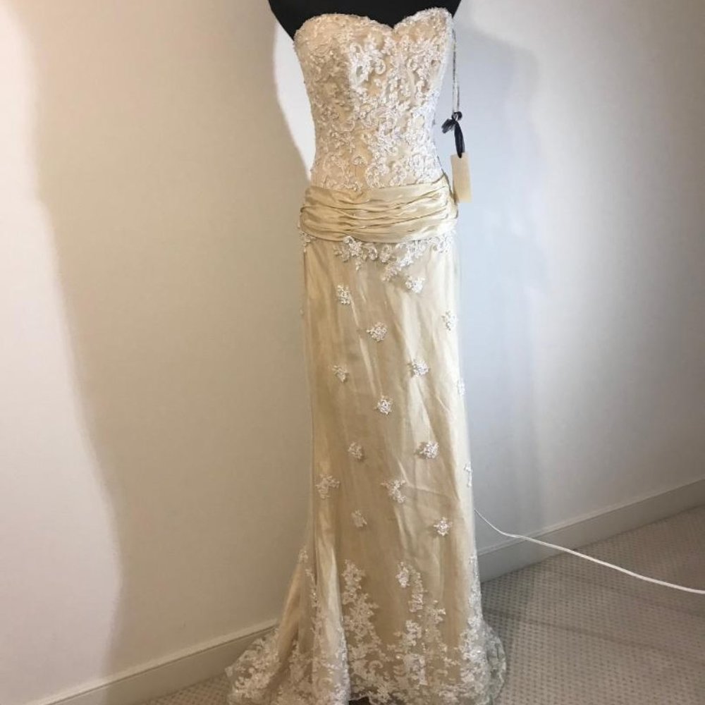 BRIDAL - Picture 1 of 6